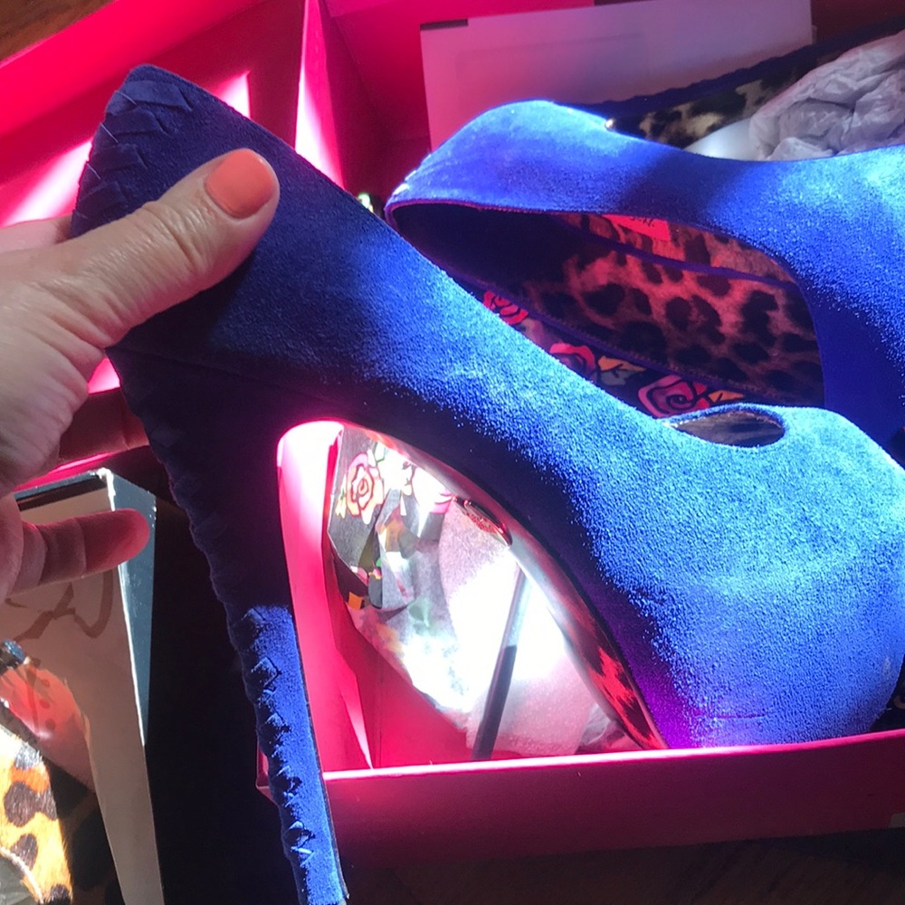 Shoes